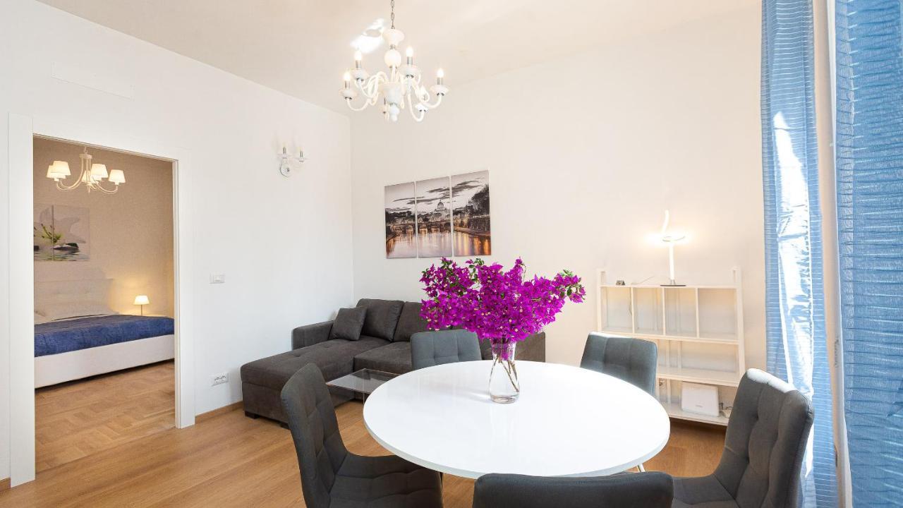 Karan'S Aparment Rental In 로마 외부 사진